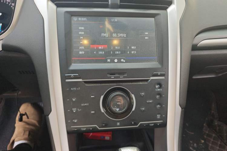 Used Ford Mondeo 2013 1.5L GTDi180 Fashion Edition Audio And AC Panel