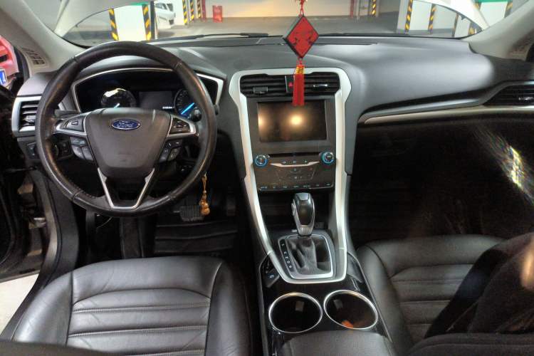 Used Ford Mondeo 2013 1.5L GTDi180 Fashion Edition Center Console