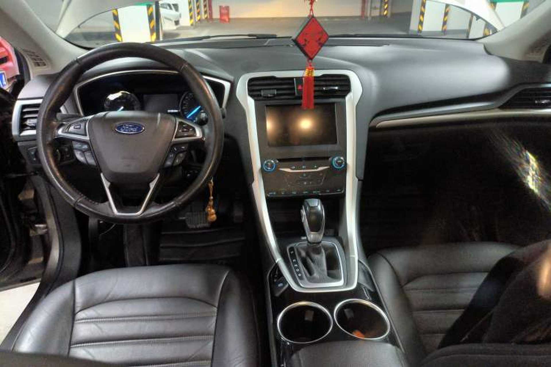 Used Ford Mondeo 2013 1.5L GTDi180 Fashion Edition Center Console
