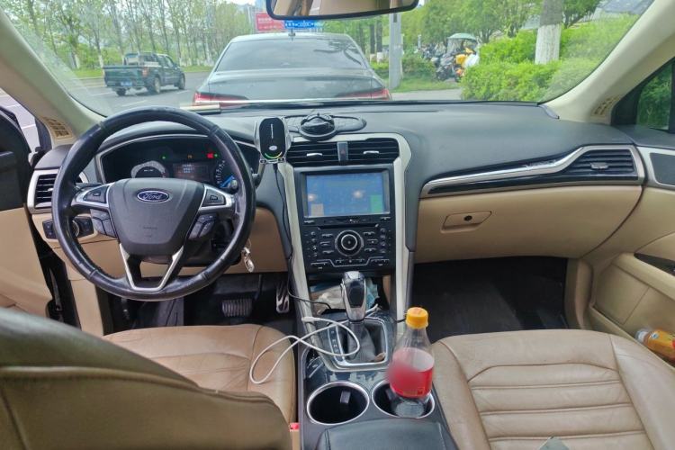 Used Ford Mondeo 2013 1.5L GTDi180 Fashion Edition Center Console