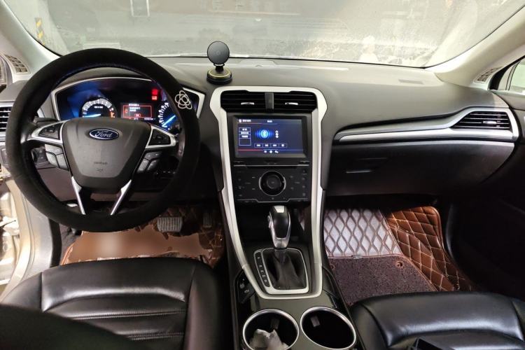 Used Ford Mondeo 2013 1.5L GTDi180 Fashion Edition Center Console