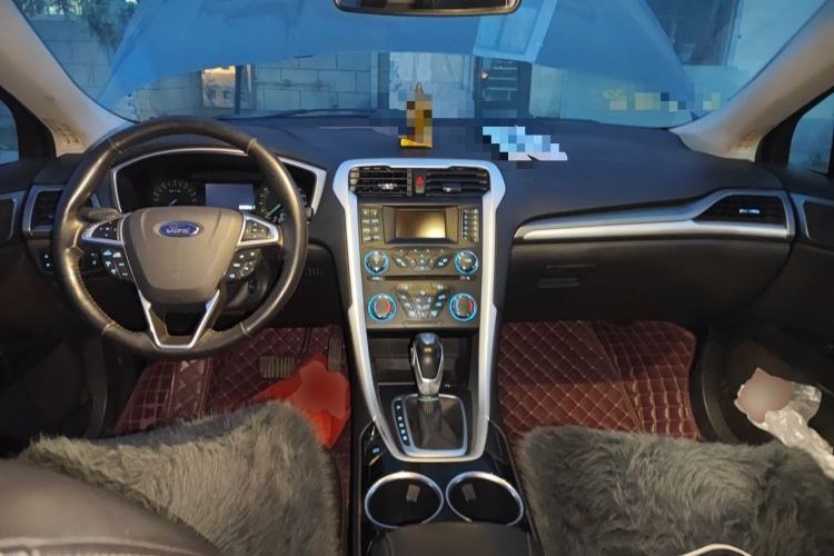 Used Ford Mondeo 2013 1.5L GTDi180 Fashion Edition Center Console