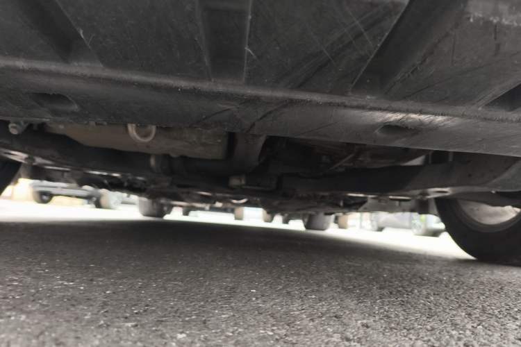 Used Ford Mondeo 2013 2.0L GTDi 200 Fashion Edition Chassis Front