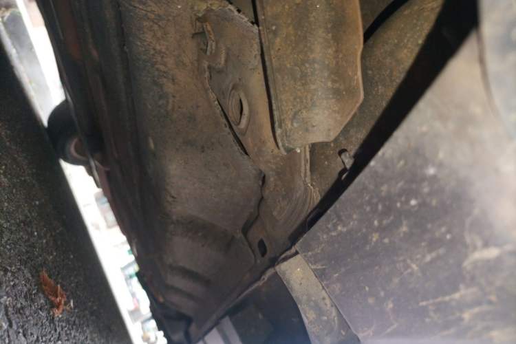 Used Ford Mondeo 2013 2.0L GTDi 200 Fashion Edition Chassis Front Left