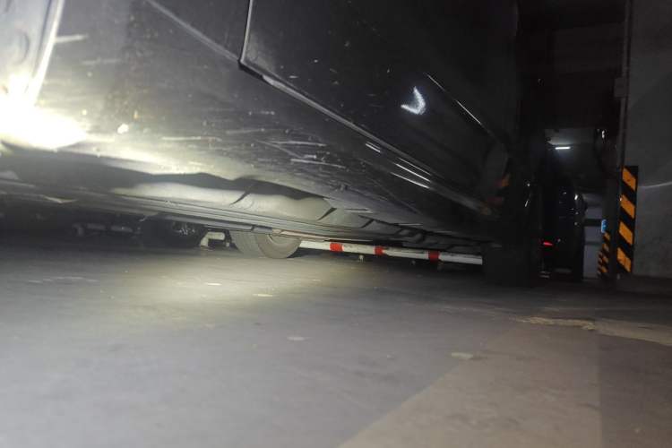 Used Ford Mondeo 2013 2.0L GTDi 200 Fashion Edition Chassis Front Left