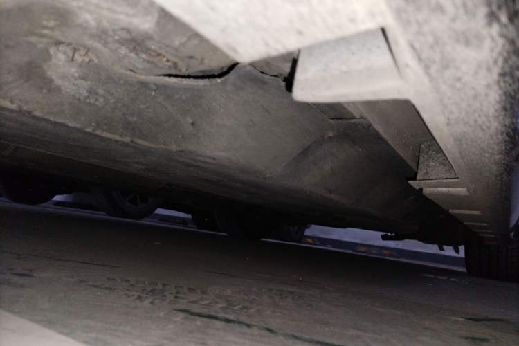 Used Ford Mondeo 2013 2.0L GTDi 200 Fashion Edition Chassis Front Left