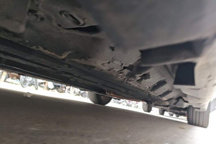 Used Ford Mondeo 2013 2.0L GTDi240 Luxury Sport Model Chassis Front Left