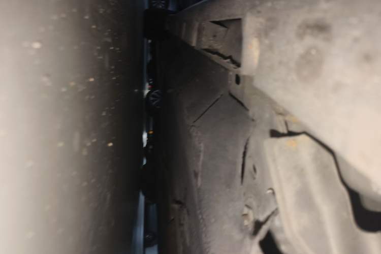 Used Ford Mondeo 2013 2.0L GTDi 200 Fashion Edition Chassis Front Right