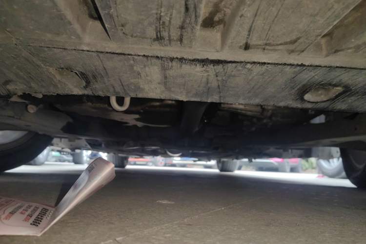 Used Ford Mondeo 2013 2.0L GTDi 200 Luxury Model Chassis Front