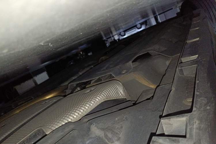 Used Ford Mondeo 2013 2.0L GTDi 200 Luxury Model Chassis Rear Left