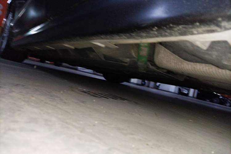 Used Ford Mondeo 2013 2.0L GTDi 200 Fashion Edition Chassis Rear Left