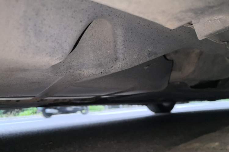 Used Ford Mondeo 2013 2.0L GTDi 200 Fashion Edition Chassis Rear Right
