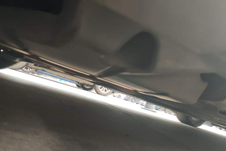 Used Ford Mondeo 2013 2.0L GTDi 200 Luxury Model Chassis Rear Right