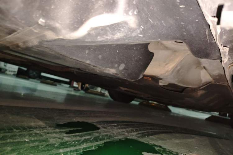 Used Ford Mondeo 2013 2.0L GTDi 200 Fashion Edition Chassis Rear Right