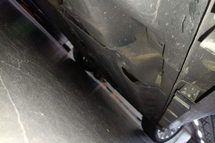 Used Ford Mondeo 2013 2.0L GTDi 200 Luxury Model Chassis Rear Right