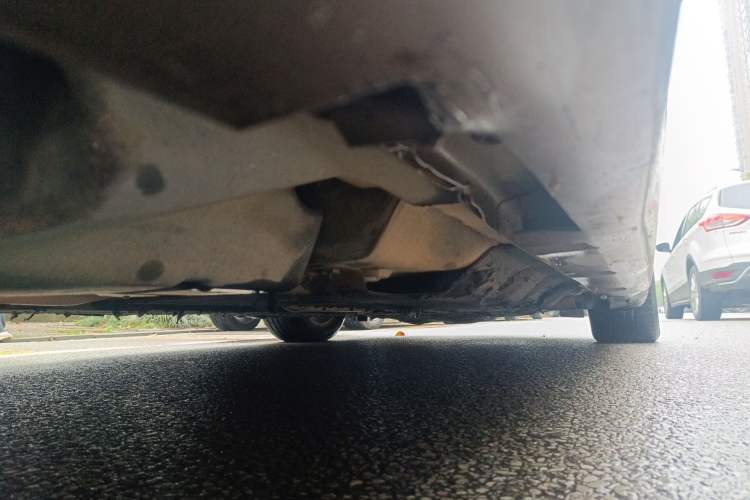 Used Ford Mondeo 2013 2.0L GTDi 200 Fashion Edition Chassis Rear Right