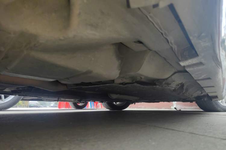 Used Ford Mondeo 2013 2.0L GTDi 200 Luxury Model Chassis Rear Right