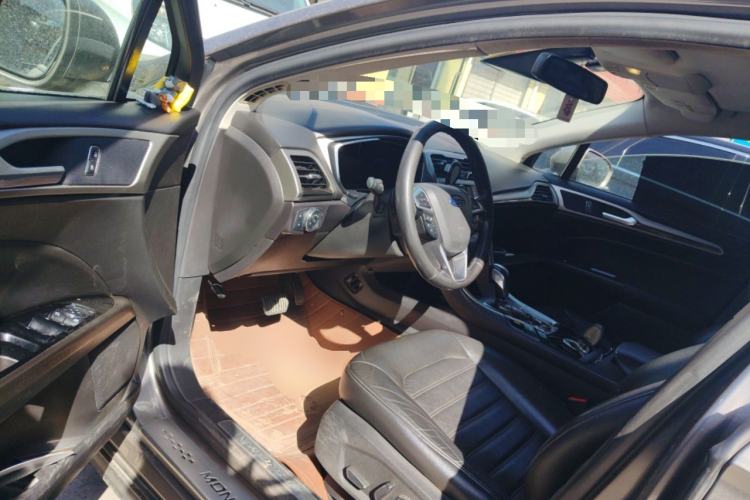Used Ford Mondeo 2013 2.0L GTDi 200 Fashion Edition Driver Seat
