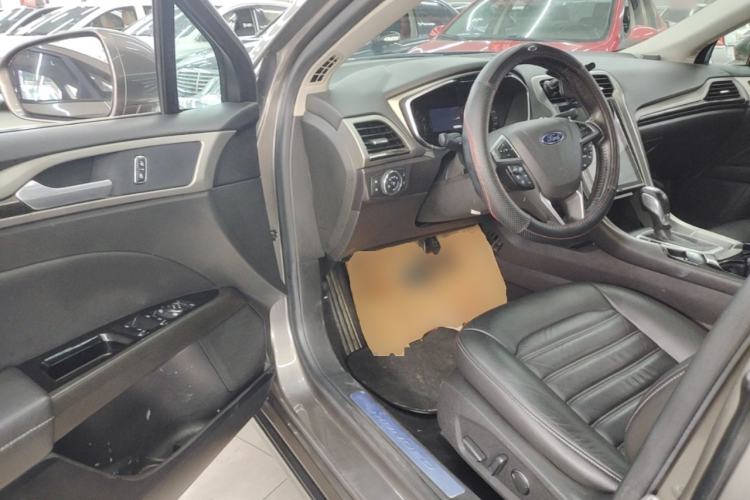 Used Ford Mondeo 2013 2.0L GTDi 200 Fashion Edition Driver Seat