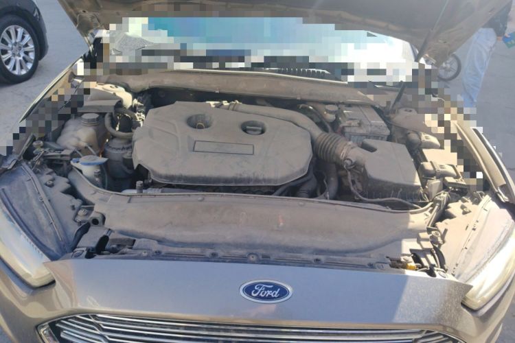 Used Ford Mondeo 2013 2.0L GTDi 200 Fashion Edition Engine Bay