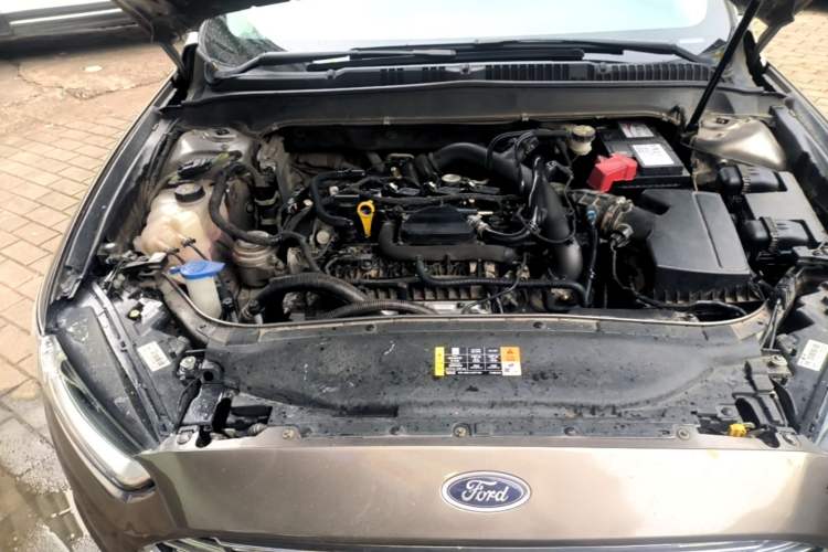 Used Ford Mondeo 2013 1.5L GTDi180 Fashion Edition Engine Bay