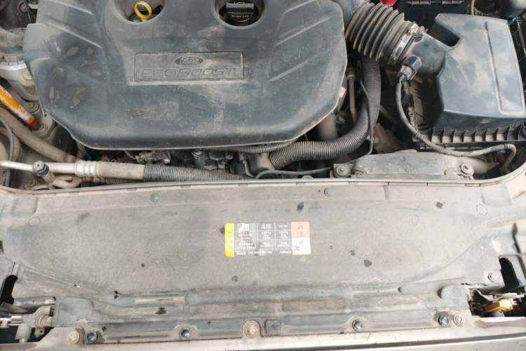 Used Ford Mondeo 2013 2.0L GTDi 200 Fashion Edition Engine Bay