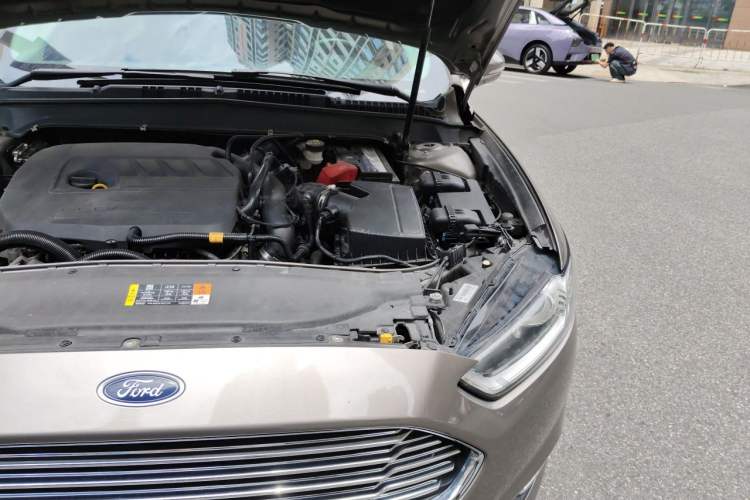 Used Ford Mondeo 2013 1.5L GTDi180 Fashion Edition Engine Bay Left