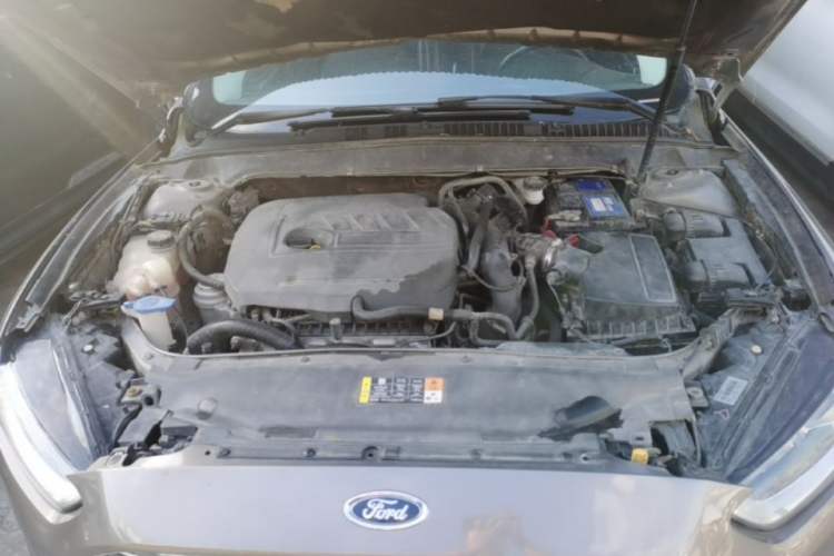 Used Ford Mondeo 2013 1.5L GTDi180 Fashion Edition Engine Bay