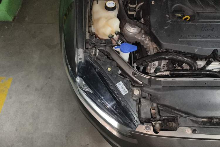Used Ford Mondeo 2013 1.5L GTDi180 Fashion Edition Engine Bay Right
