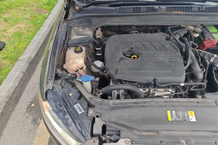 Used Ford Mondeo 2013 1.5L GTDi180 Fashion Edition Engine Bay Right