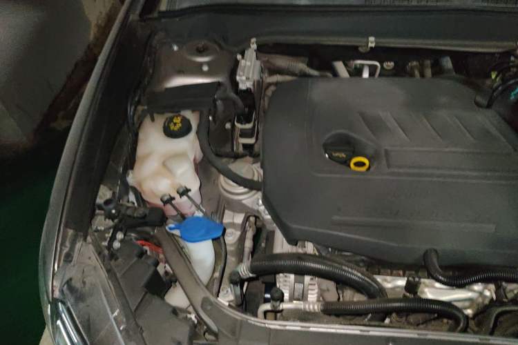 Used Ford Mondeo 2013 1.5L GTDi180 Fashion Edition Engine Bay Right