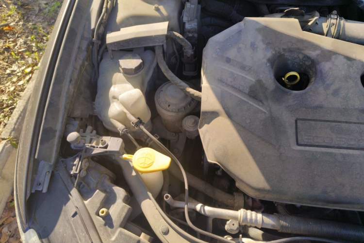 Used Ford Mondeo 2013 2.0L GTDi 200 Fashion Edition Engine Bay Right