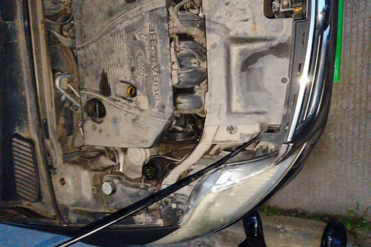 Used Ford Mondeo 2013 2.3L Fashion Edition Engine Bay Right