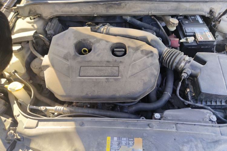 Used Ford Mondeo 2013 2.0L GTDi 200 Fashion Edition Engine Bay