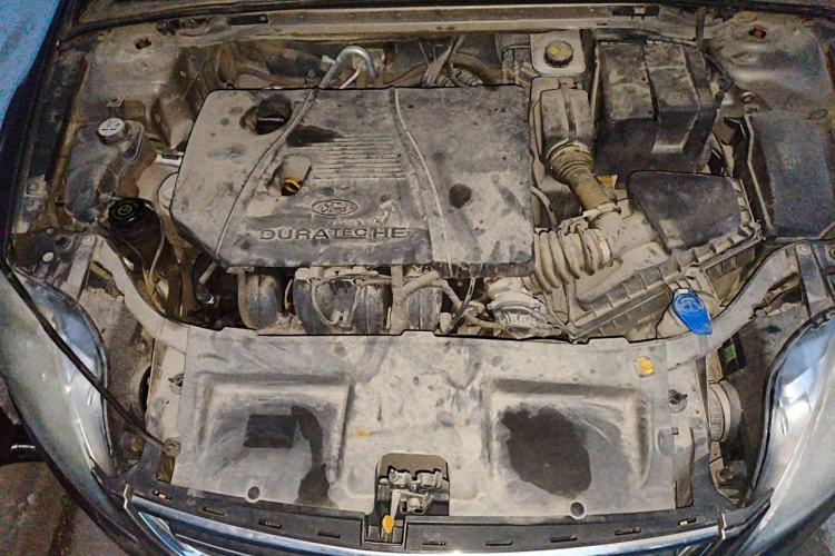 Used Ford Mondeo 2013 2.3L Fashion Edition Engine Bay