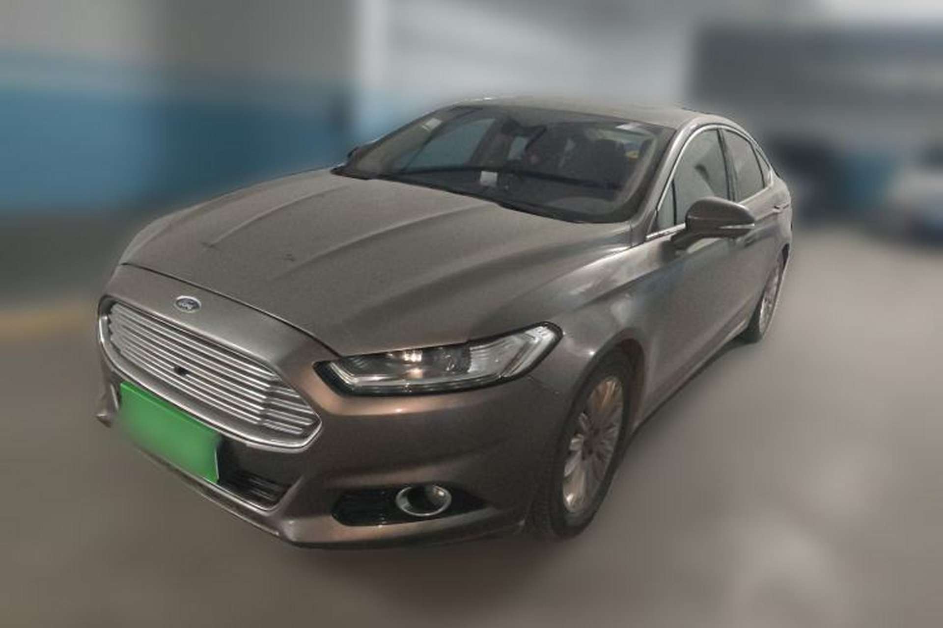 Used Ford Mondeo 2013 2.0L GTDi 200 Luxury Model Front Left 45 Deg