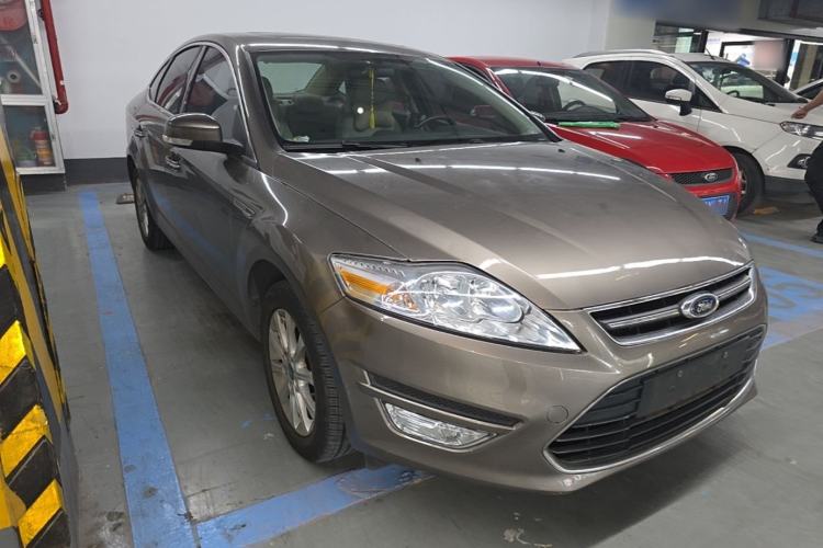 Used Ford Mondeo 2013 2.3L Fashion Edition Front Right 45 Deg