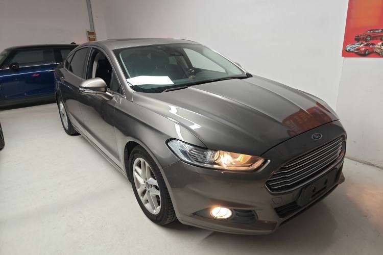 Used Ford Mondeo 2013 1.5L GTDi180 Fashion Edition Front Right 45 Deg