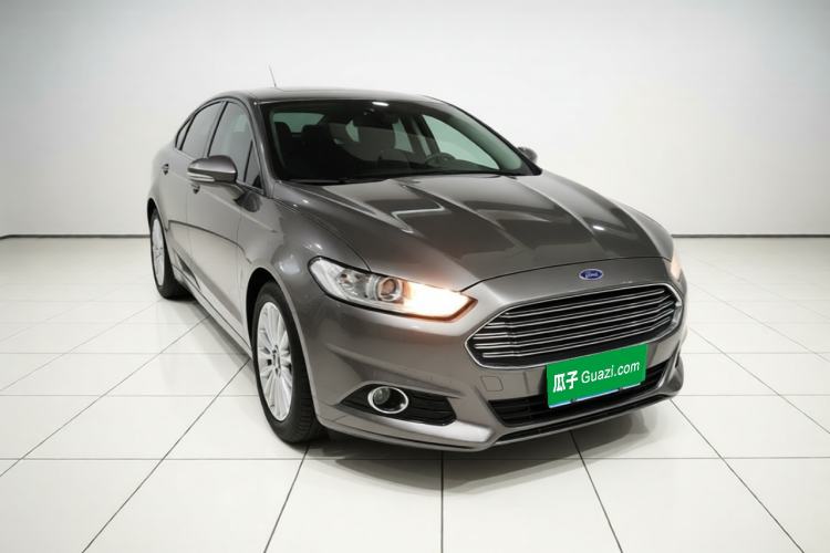 Used Ford Mondeo 2013 2.0L GTDi 200 Fashion Edition Front Right 45 Deg