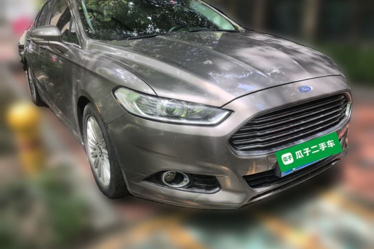 Used Ford Mondeo 2013 2.0L GTDi 200 Fashion Edition Front Right 45 Deg