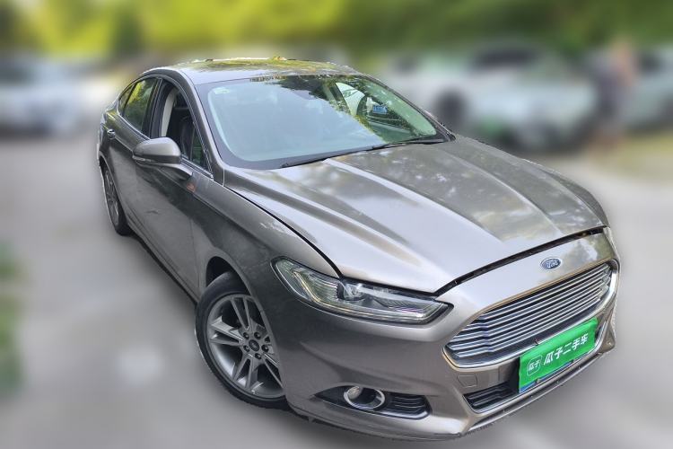 Used Ford Mondeo 2013 2.0L GTDi240 Luxury Sport Model Front Right 45 Deg