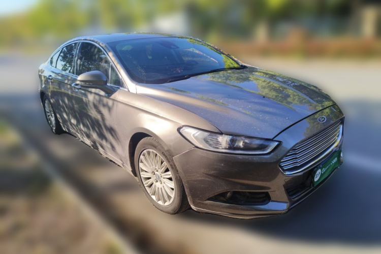 Used Ford Mondeo 2013 2.0L GTDi 200 Fashion Edition Front Right 45 Deg