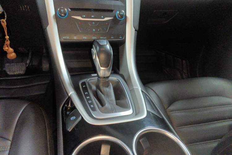 Used Ford Mondeo 2013 1.5L GTDi180 Fashion Edition Gear Lever