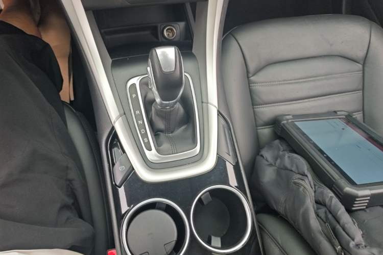 Used Ford Mondeo 2013 1.5L GTDi180 Fashion Edition Gear Lever