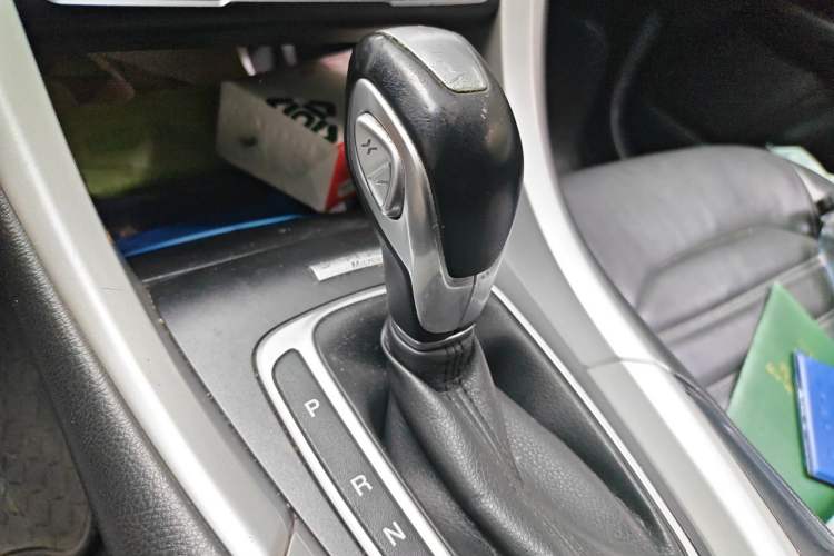 Used Ford Mondeo 2013 1.5L GTDi180 Fashion Edition Gear Lever