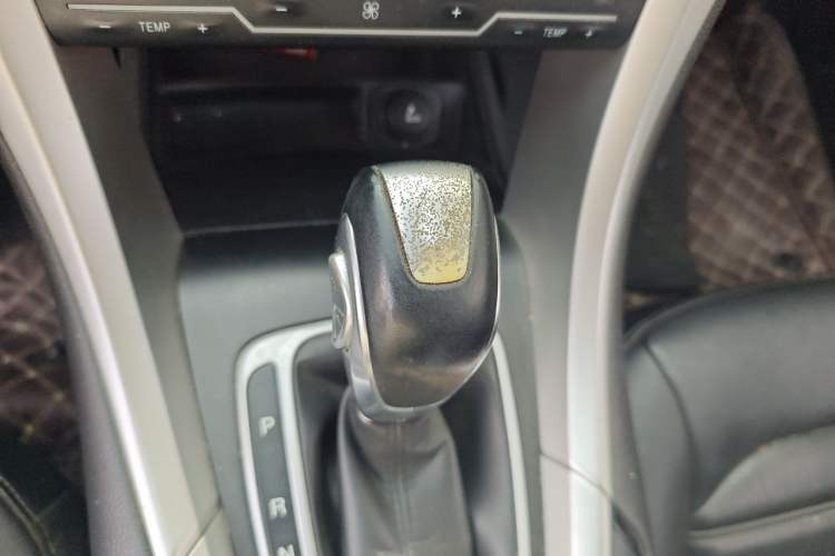 Used Ford Mondeo 2013 1.5L GTDi180 Fashion Edition Gear Lever