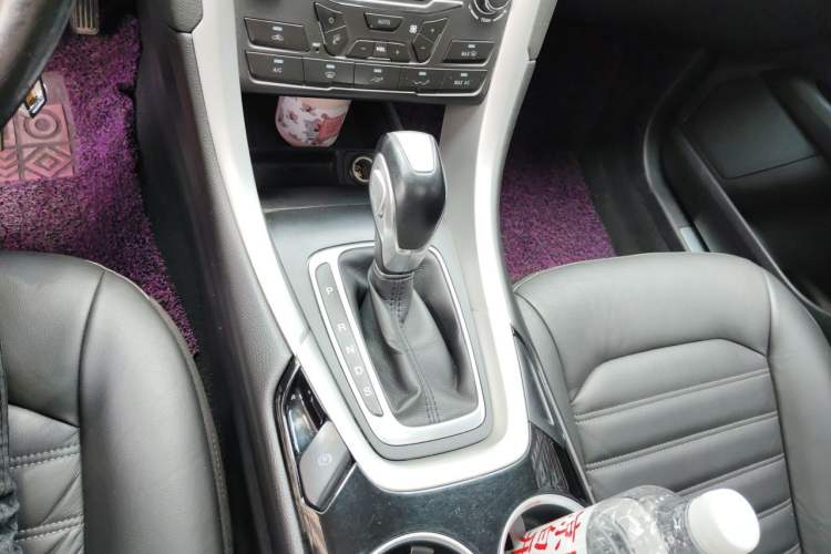 Used Ford Mondeo 2013 1.5L GTDi180 Fashion Edition Gear Lever