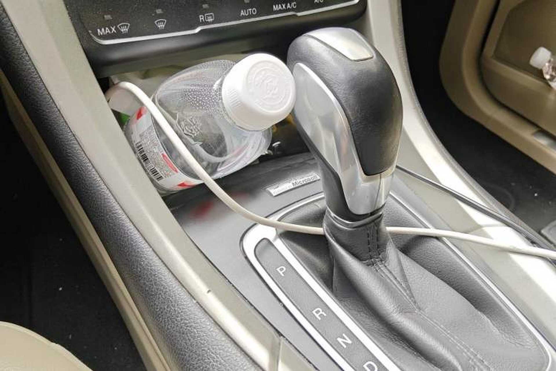 Used Ford Mondeo 2013 2.0L GTDi 200 Luxury Model Gear Lever