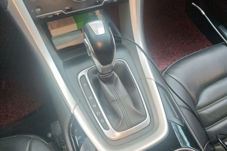 Used Ford Mondeo 2013 1.5L GTDi180 Fashion Edition Gear Lever