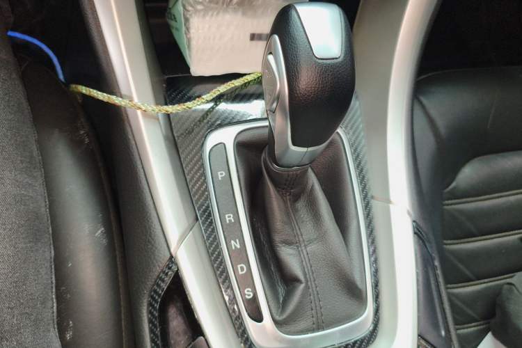 Used Ford Mondeo 2013 1.5L GTDi180 Fashion Edition Gear Lever